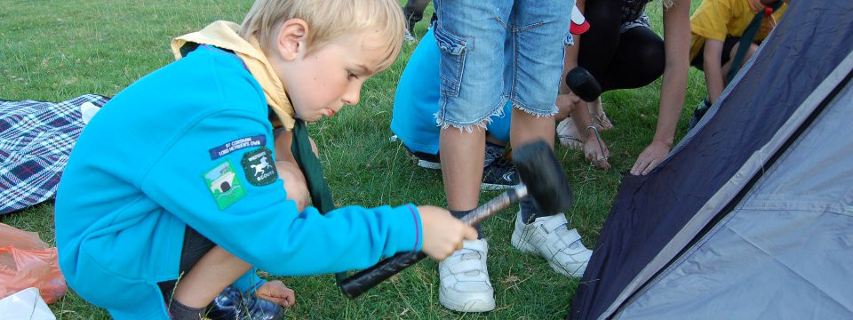 1st Sherston Scout Group offers exciting programmes for young people aged 6 to 18