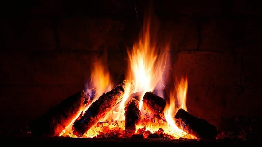 Trio Paradis Cafe Concert: By the Fireside at St Andrew's Church, Chippenham