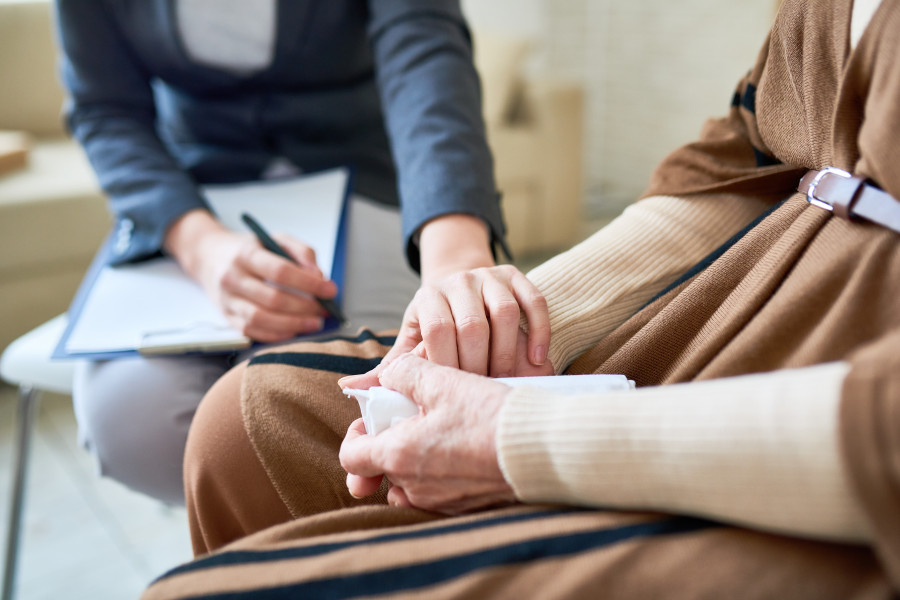 Volunteer Therapeutic Practitioner for families of patients with a palliative diagnosis (Winsley)