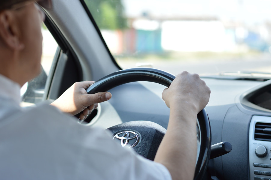 Volunteer for Link - A transport charity helping people get to medical appointments.